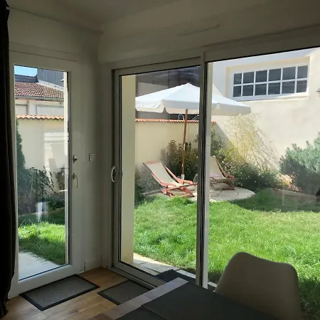 Maisonnette Avec Jardin, Thermal, Artem * ナンシー