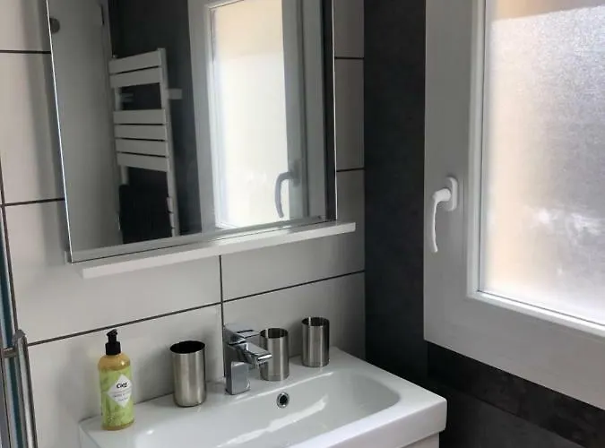 Maisonnette Avec Jardin, Thermal, Artem ナンシー